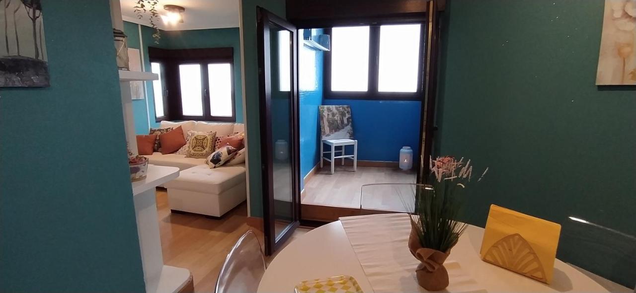 Alojamiento En Playa Del Arbeyal Gijon Exterior photo